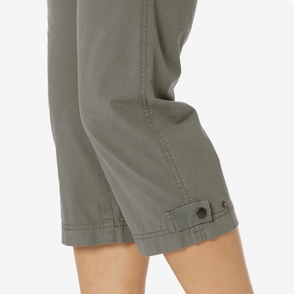 L.L. Bean Stretch Ripstop Pull-On Capri Pants - Picture 5 of 12